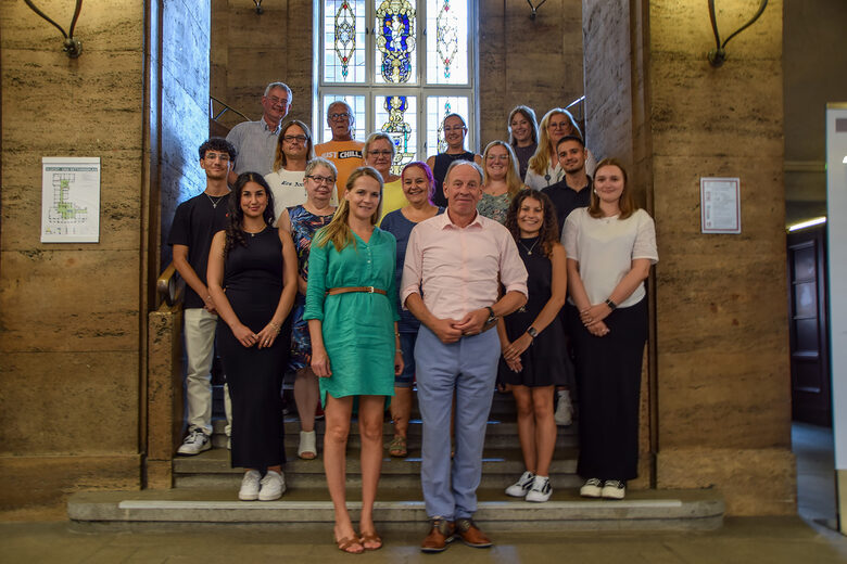 Team vom Offenen Tisch zu Gast im Rathaus