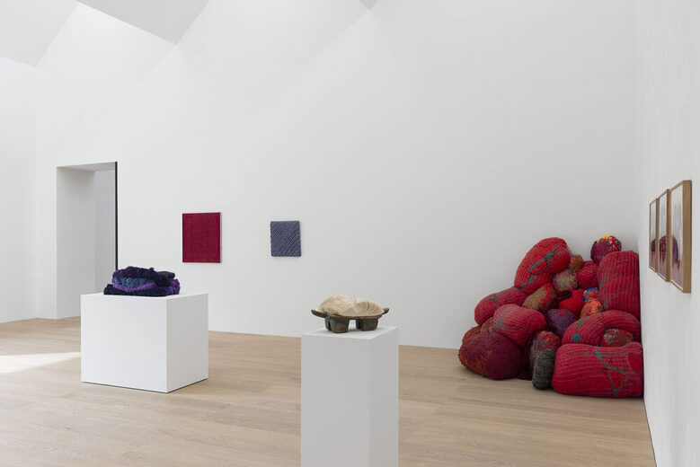 SHEILA HICKS